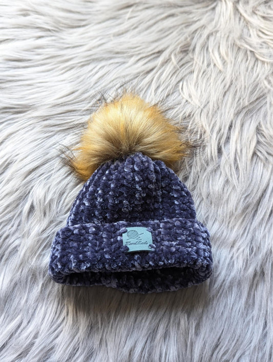 Gehäkelte Mütze - Velvet Garn - Bommel Mütze - Neugeboren