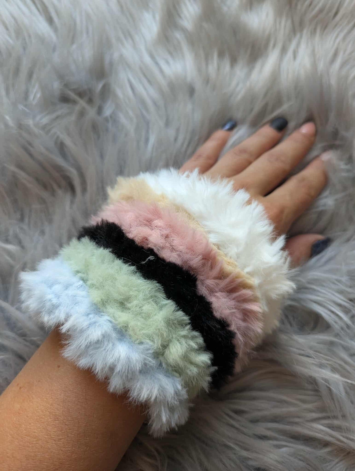 Scrunchie - Haarband - Haargummi - Fluffy