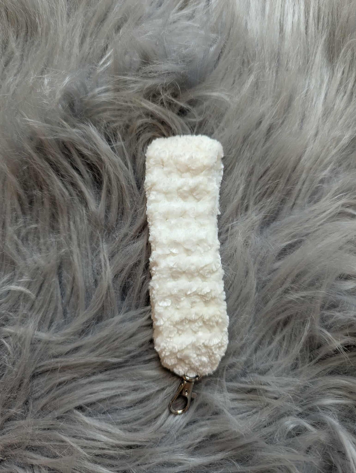 Wristband - Schlüsselband - Velvet - gehäkelt