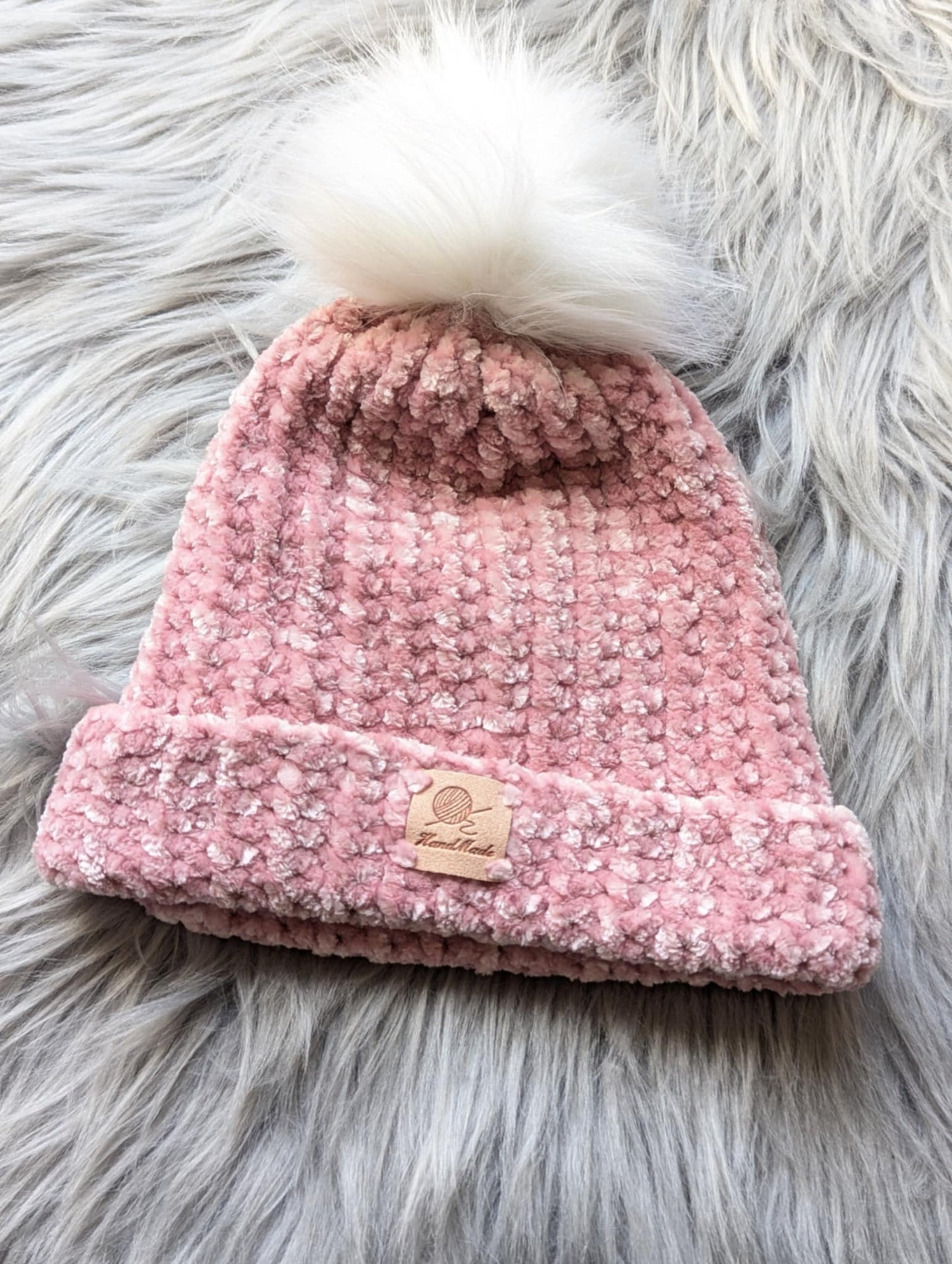 Gehäkelte Mütze - Velvet Garn - Bommel Mütze - Kleinkind