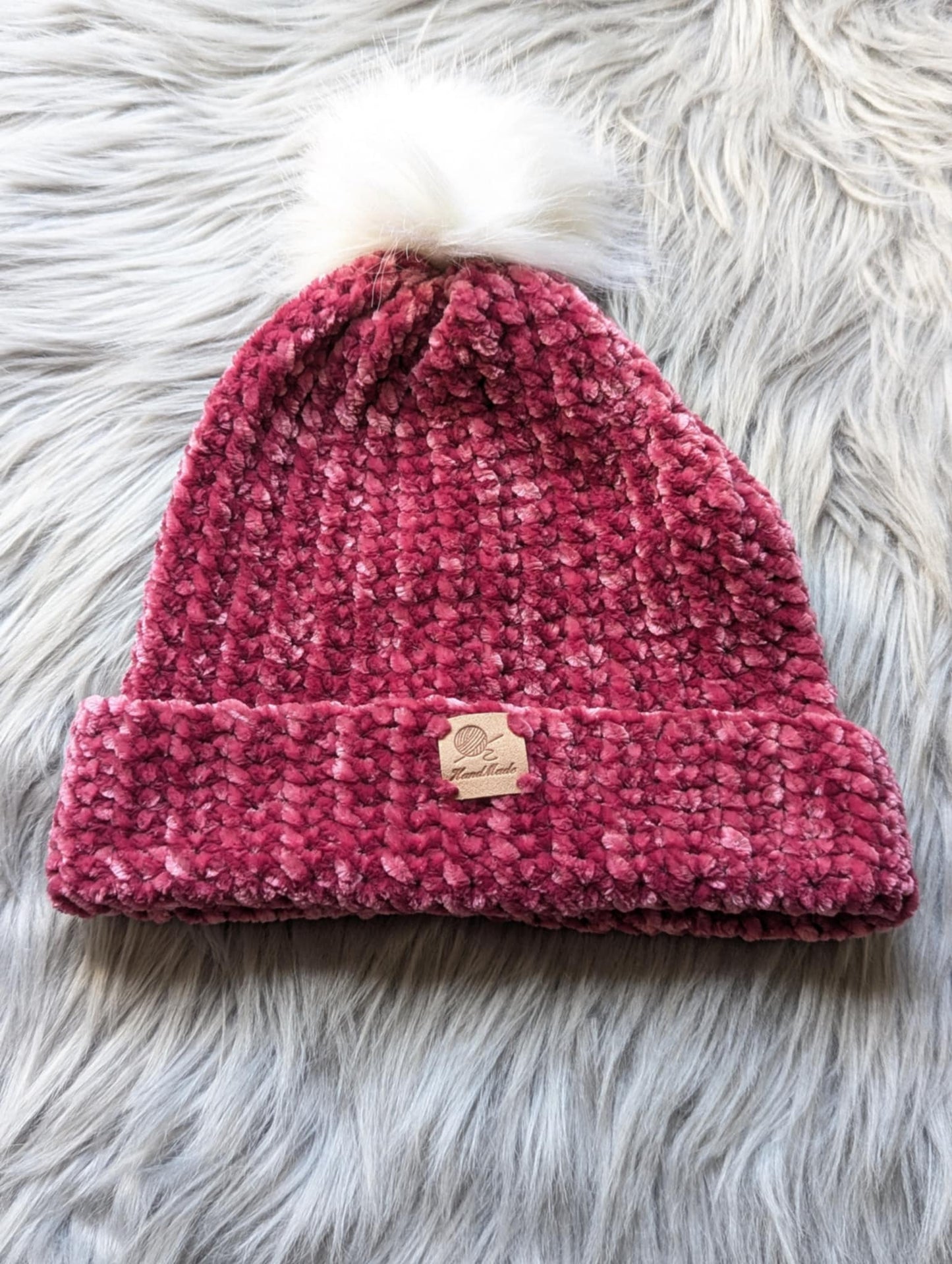 Gehäkelte Mütze - Velvet Garn - Bommel Mütze - Damen